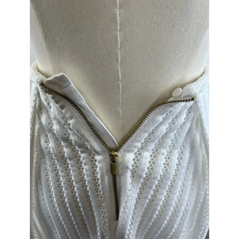 H&M White A-Line Laser Cut Knee Length Women's Skirt Size 2 NEW
